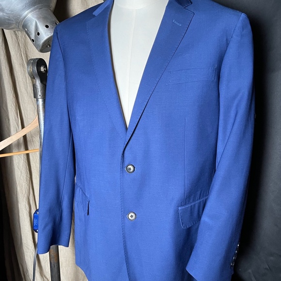 Brooks Brother wool Milano Fit suit Fall'17 barely worn.  Size U.S.A. 44R - Picture 14 of 16